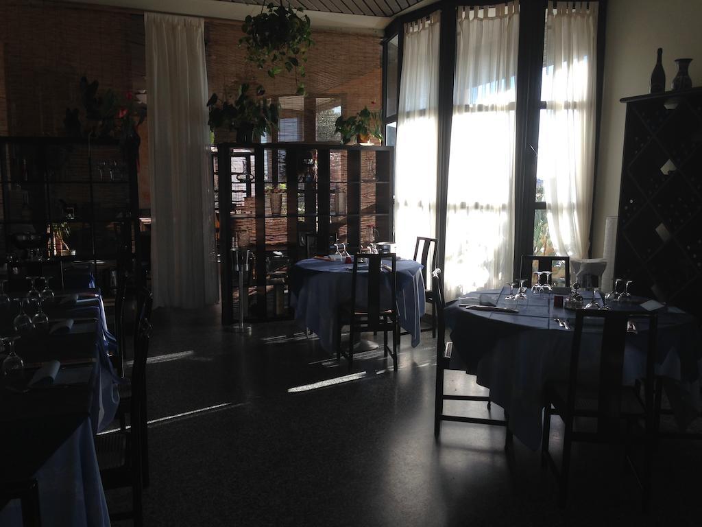 מלה Hotel Sirenella מראה חיצוני תמונה