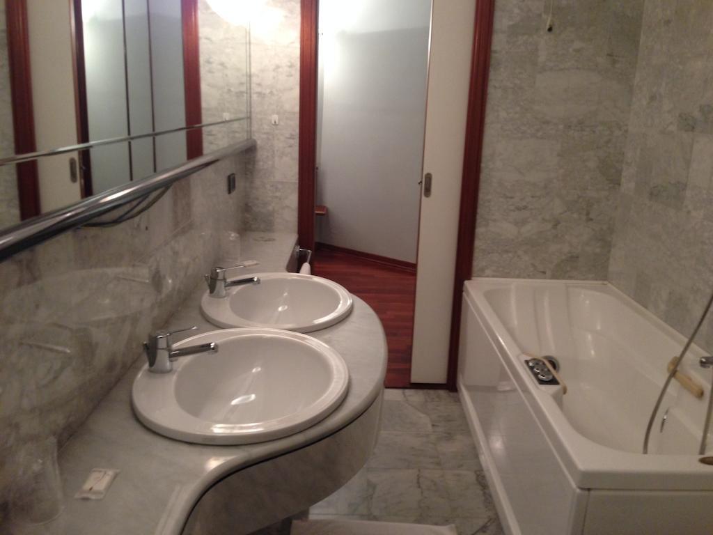 מלה Hotel Sirenella חדר תמונה